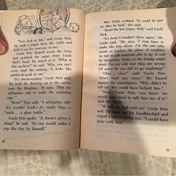 The littles go exploring - Picture 4 of 9